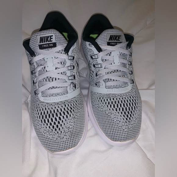 Nike Free Run White/Black-Pure Platinum - Picture 3 of 8